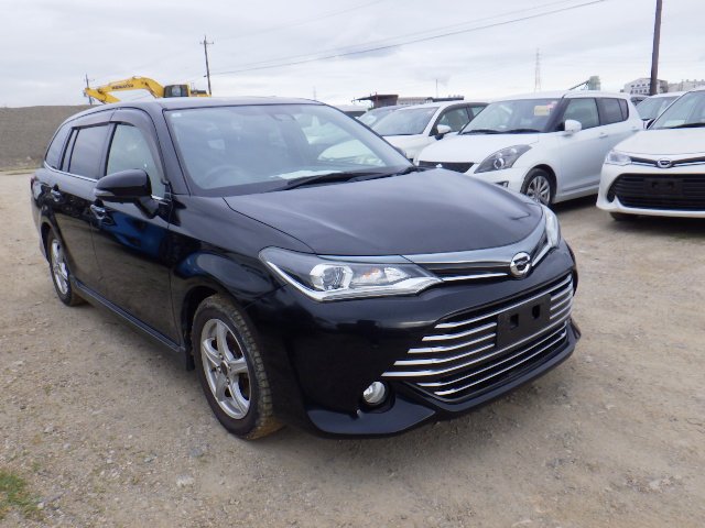 Toyota Corolla Fielder 2015
