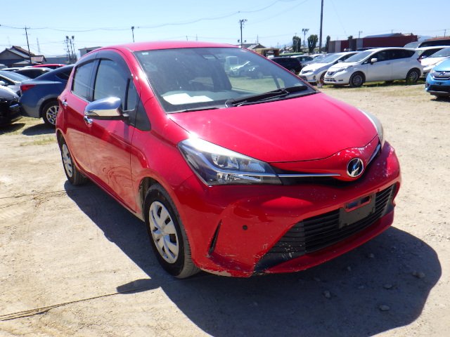 Toyota Vitz 2015