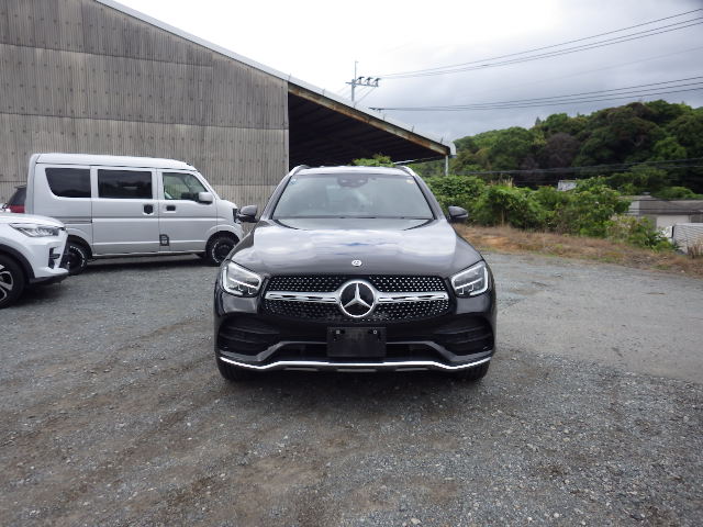 Mercedes Benz GLC-class 2021