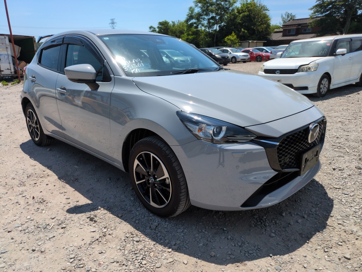 Mazda Mazda2 2024