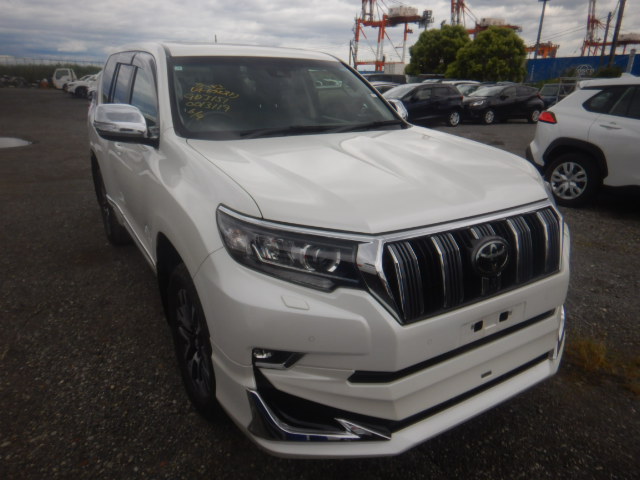 Toyota Land Cruiser Prado 2023