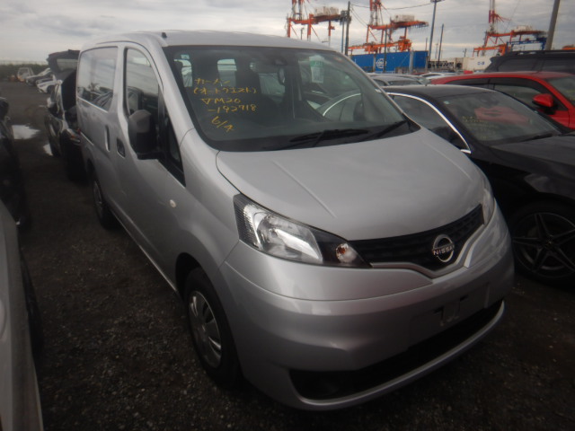 Nissan NV200 2022