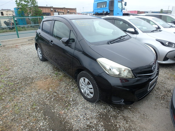Toyota Vitz 2012