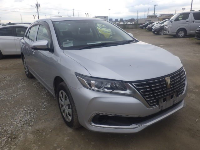 Toyota Premio 2018