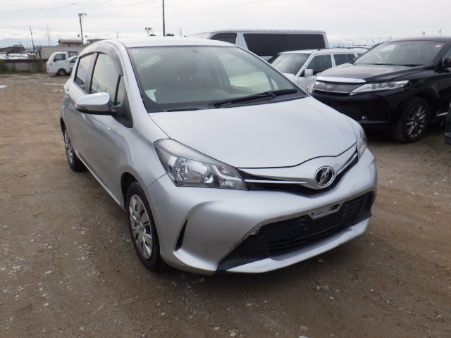 Toyota Vitz 2014