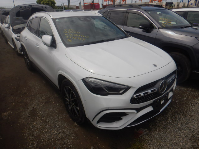 Mercedes Benz GLA-class 2023