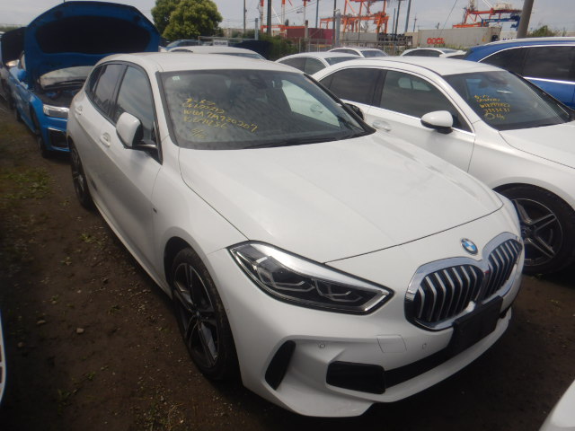 BMW 1 Series 2021
