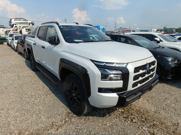 Mitsubishi Triton 2025