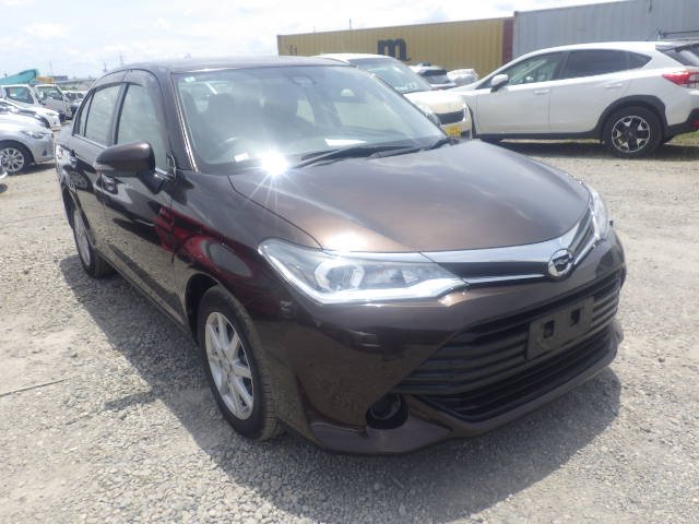 Toyota Corolla Axio 2016
