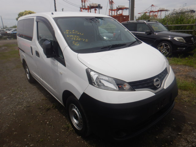 Nissan NV200 2022