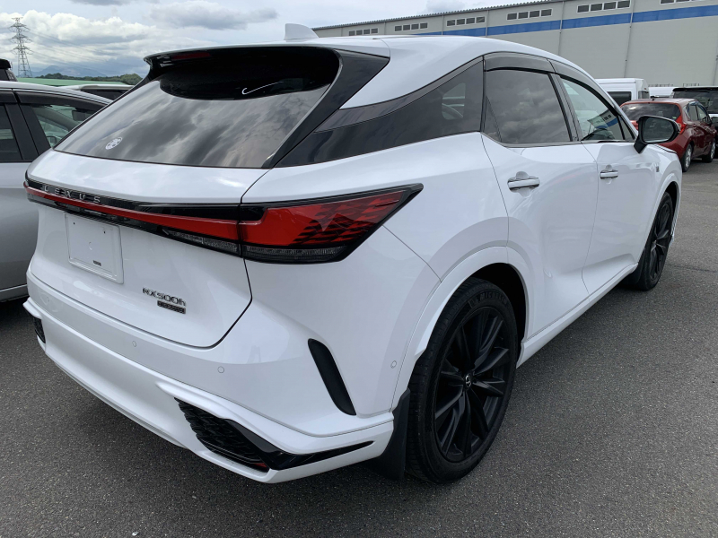 Lexus RX 2023