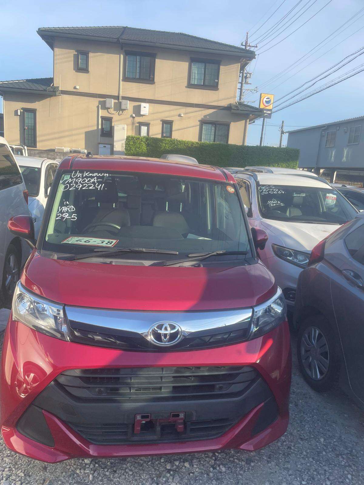 Toyota Tank 2019