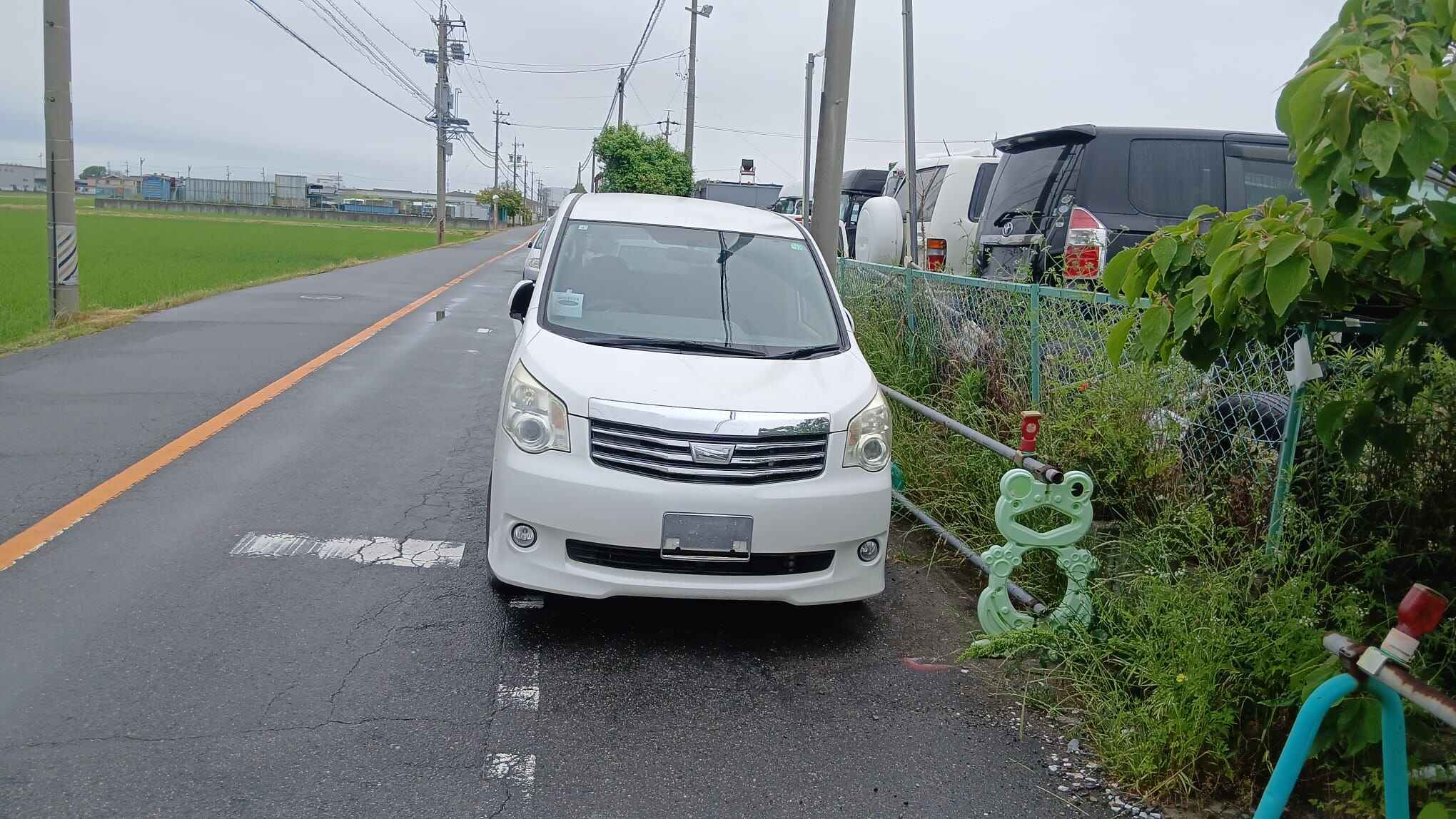 Toyota Noah 2013