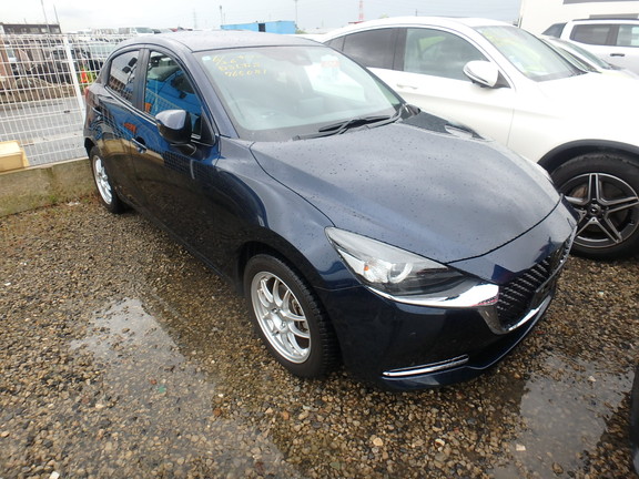 Mazda Mazda2 2022