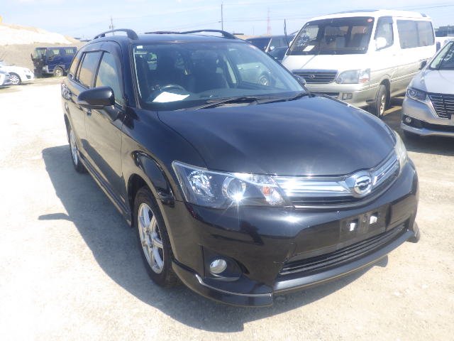 Toyota Corolla Fielder 2013