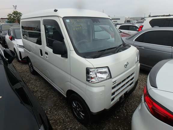 Daihatsu Hijet Cargo 2022