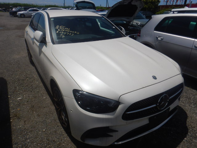 Mercedes Benz E-Class 2022