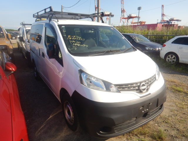 Nissan NV200 2021