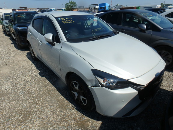 Mazda Mazda2 2023