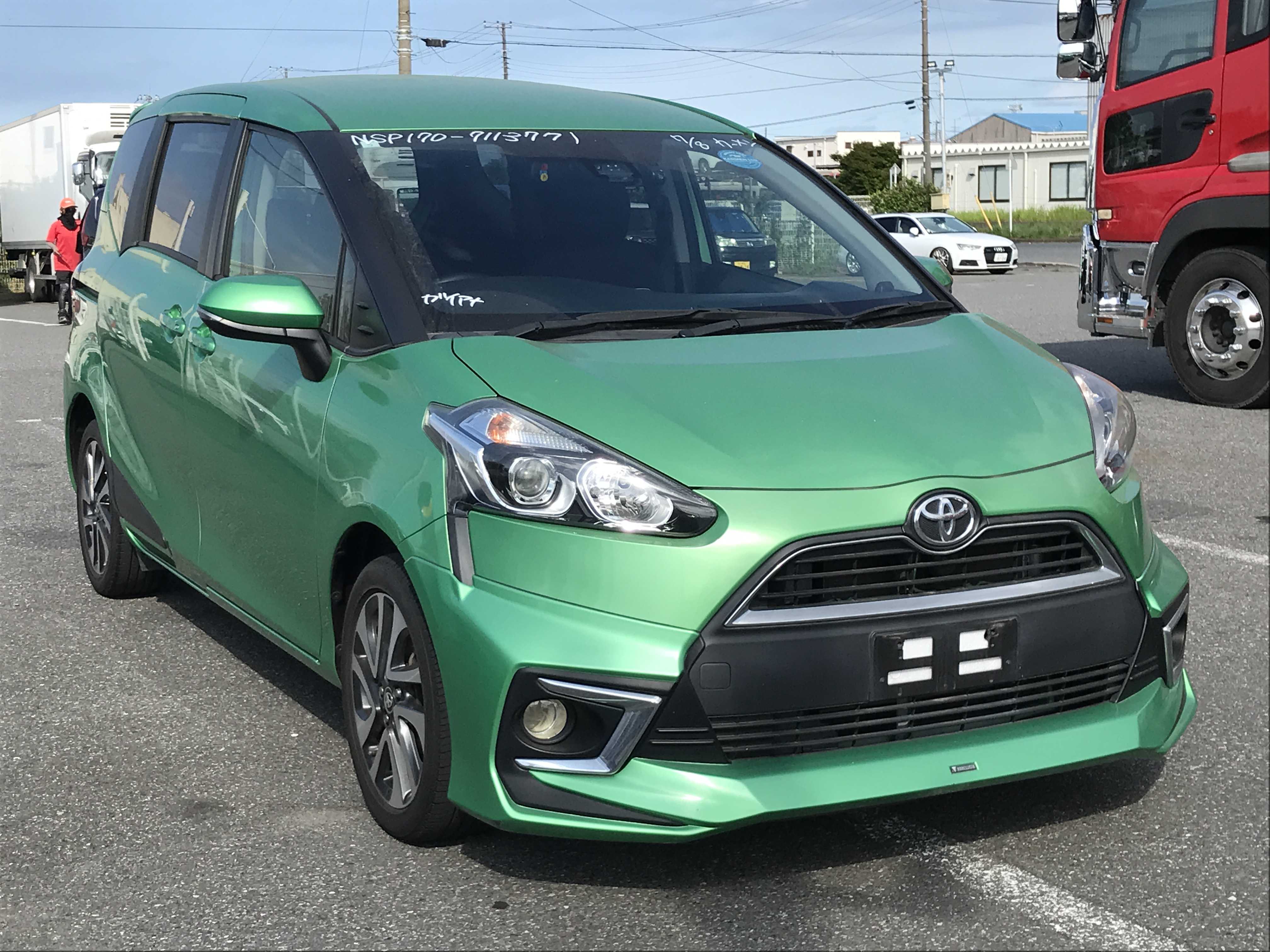 Toyota Sienta 2017