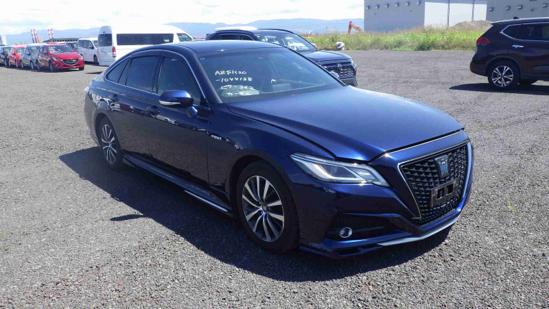 Toyota Crown Hybrid 2019