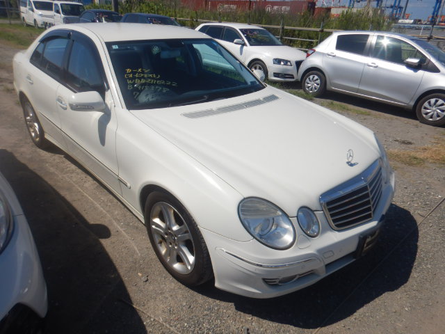 Mercedes Benz E-Class 2009