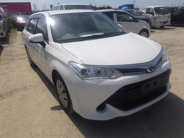 Toyota Corolla Fielder 2017