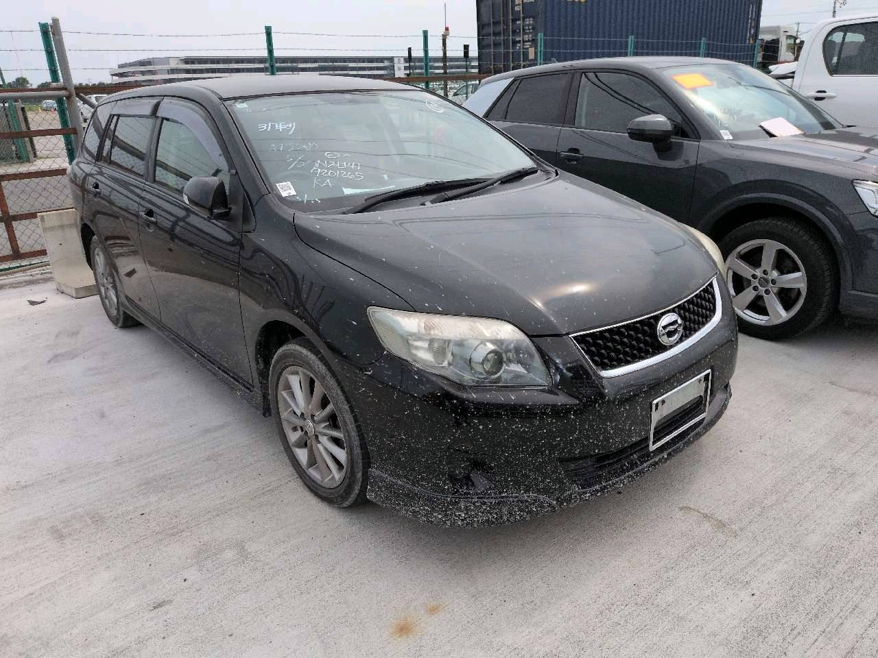 Toyota Corolla Fielder 2011