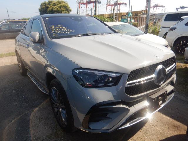 Mercedes Benz GLE-Class 2023