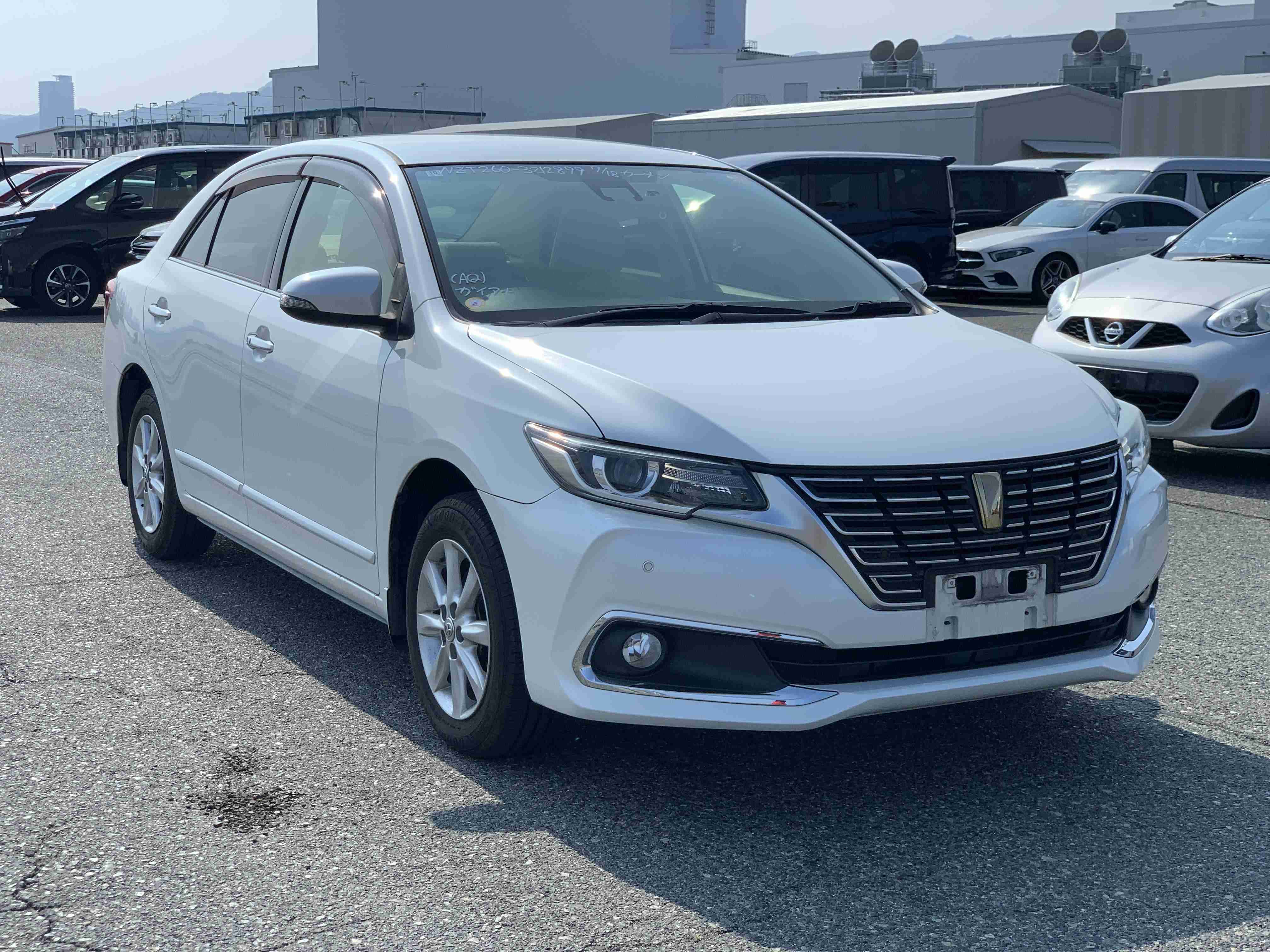 Toyota Premio 2018