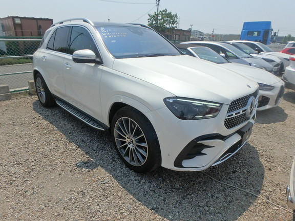 Mercedes Benz GLE-Class 2025