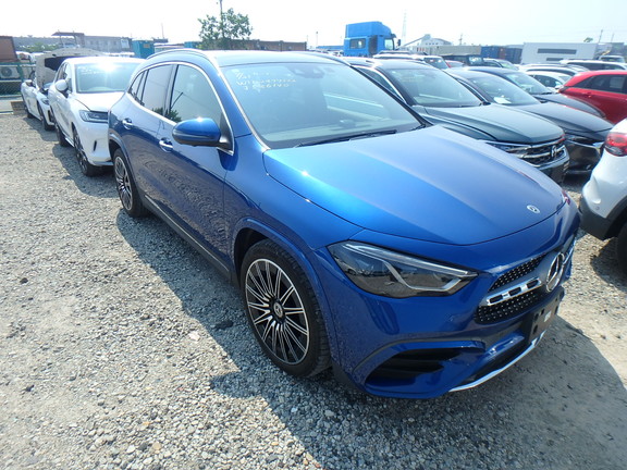 Mercedes Benz GLA-class 2024
