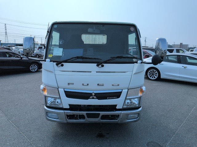 Mitsubishi Canter 2019