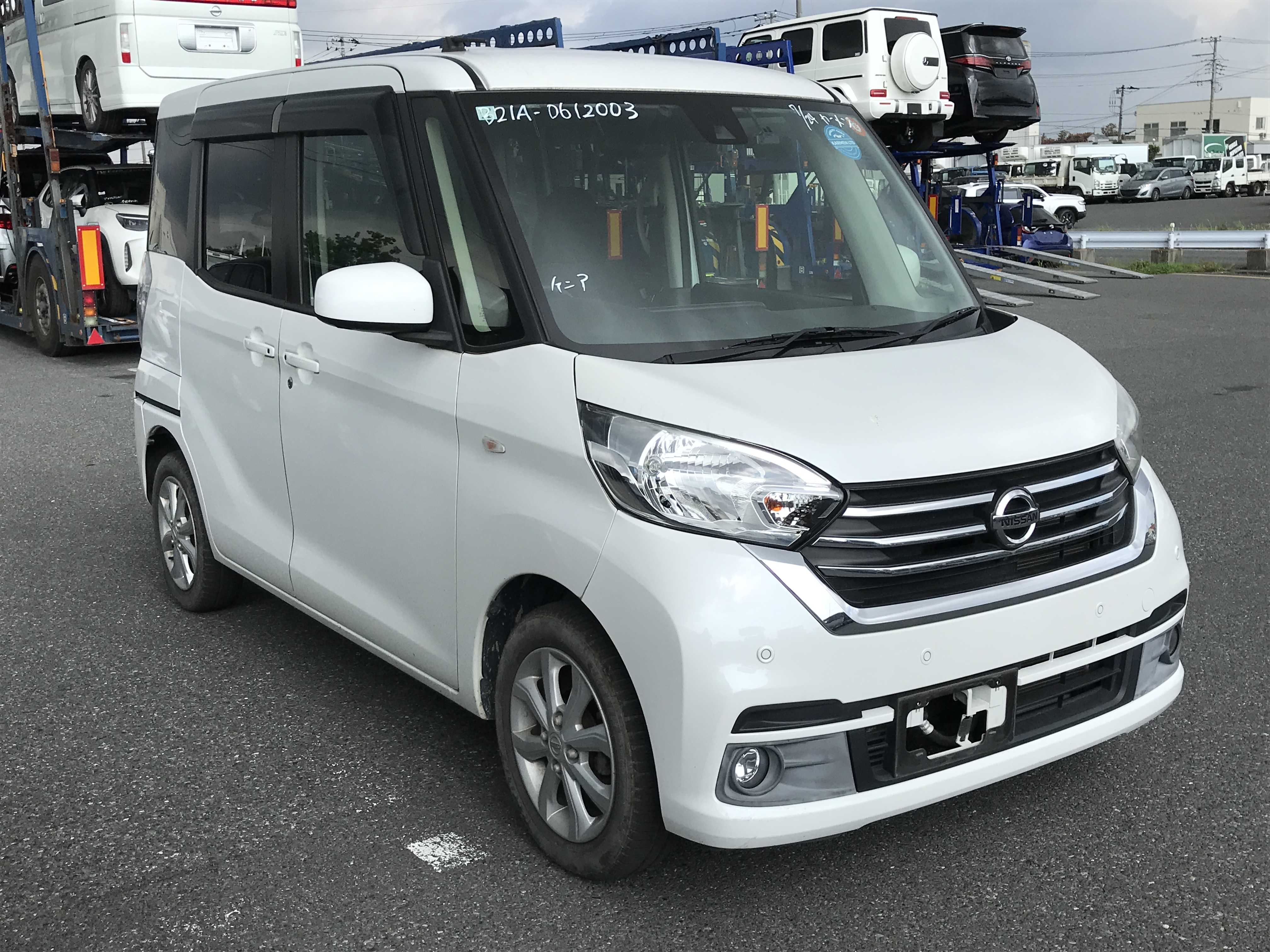 Nissan Dayz Roox 2019
