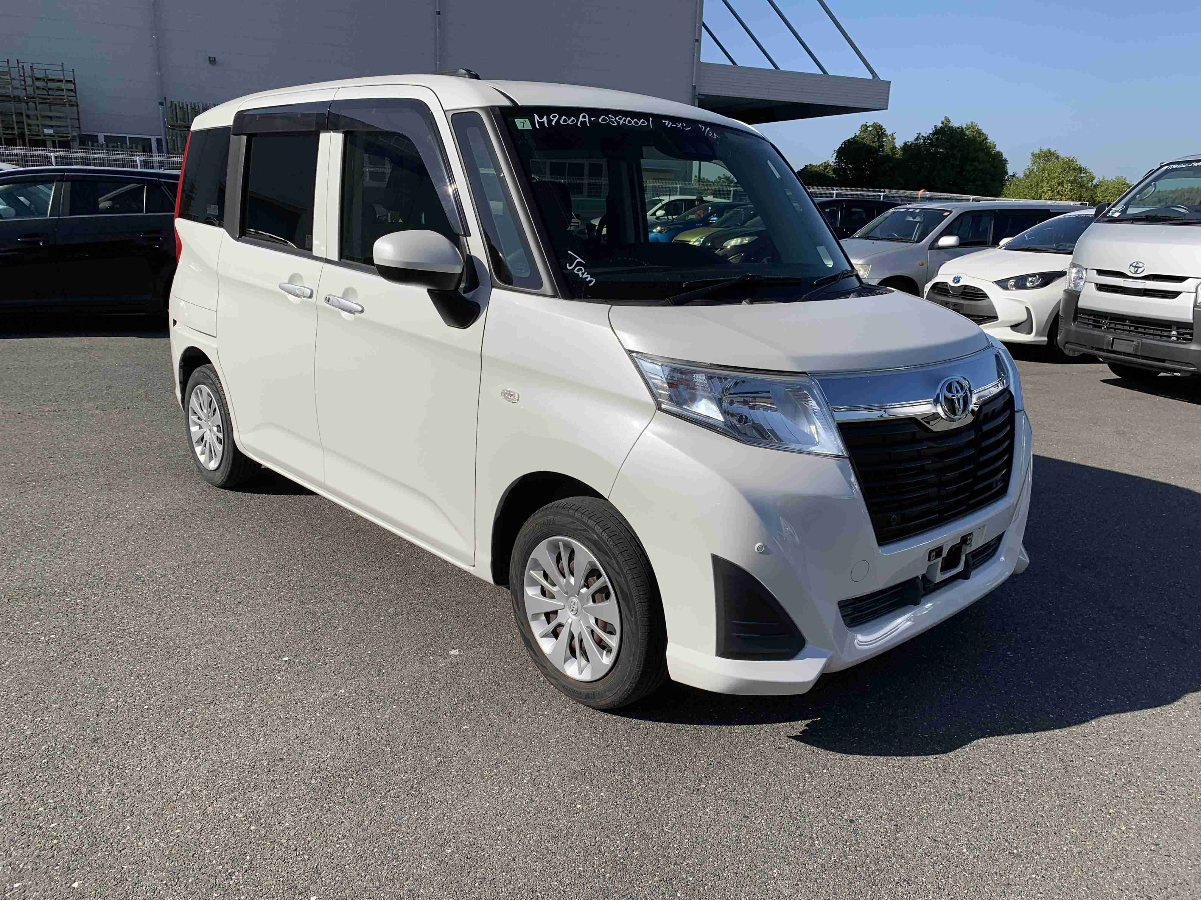 Toyota Roomy 2019