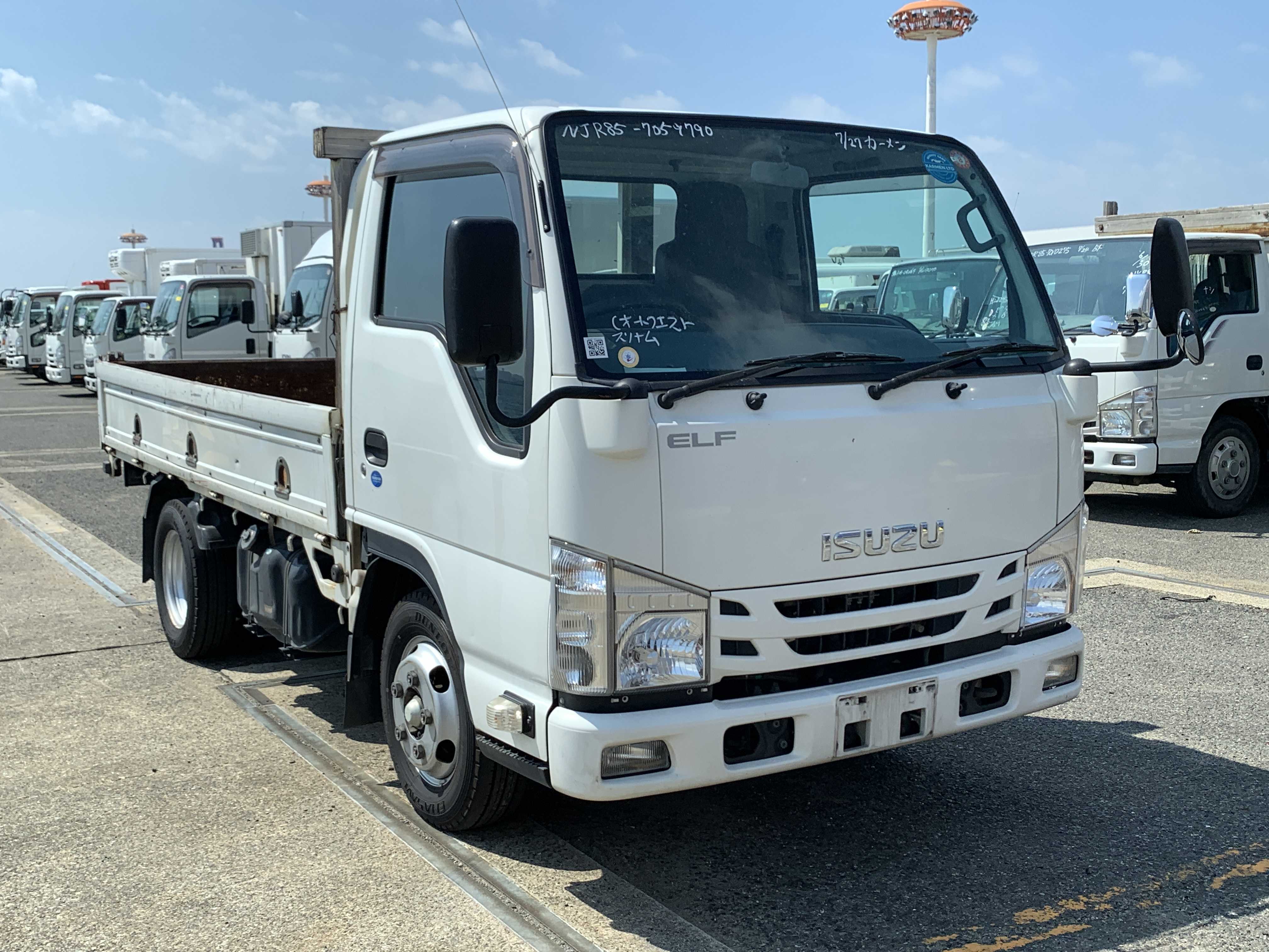 Isuzu Elf 2017