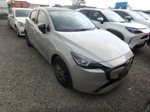 Mazda Mazda2 2023