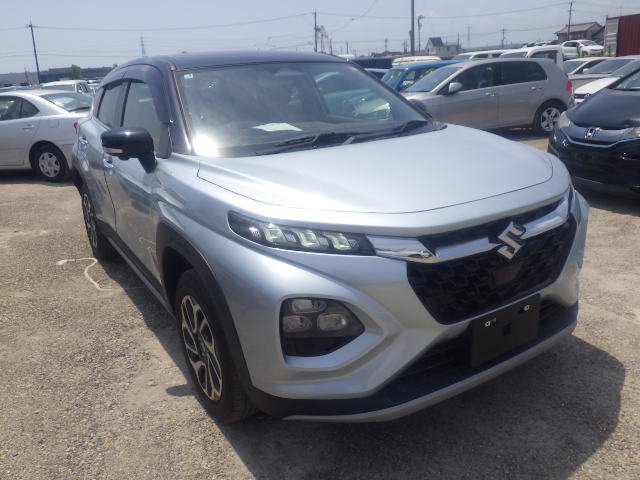 Suzuki FRONX 2025