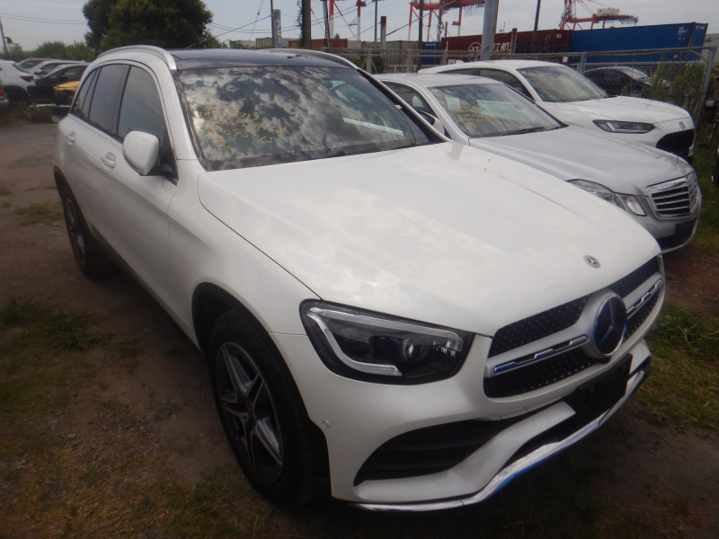 Mercedes Benz GLC-class 2022