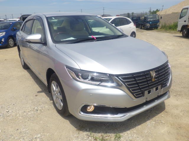 Toyota Premio 2017