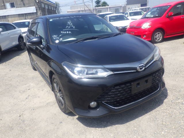 Toyota Corolla Fielder 2016