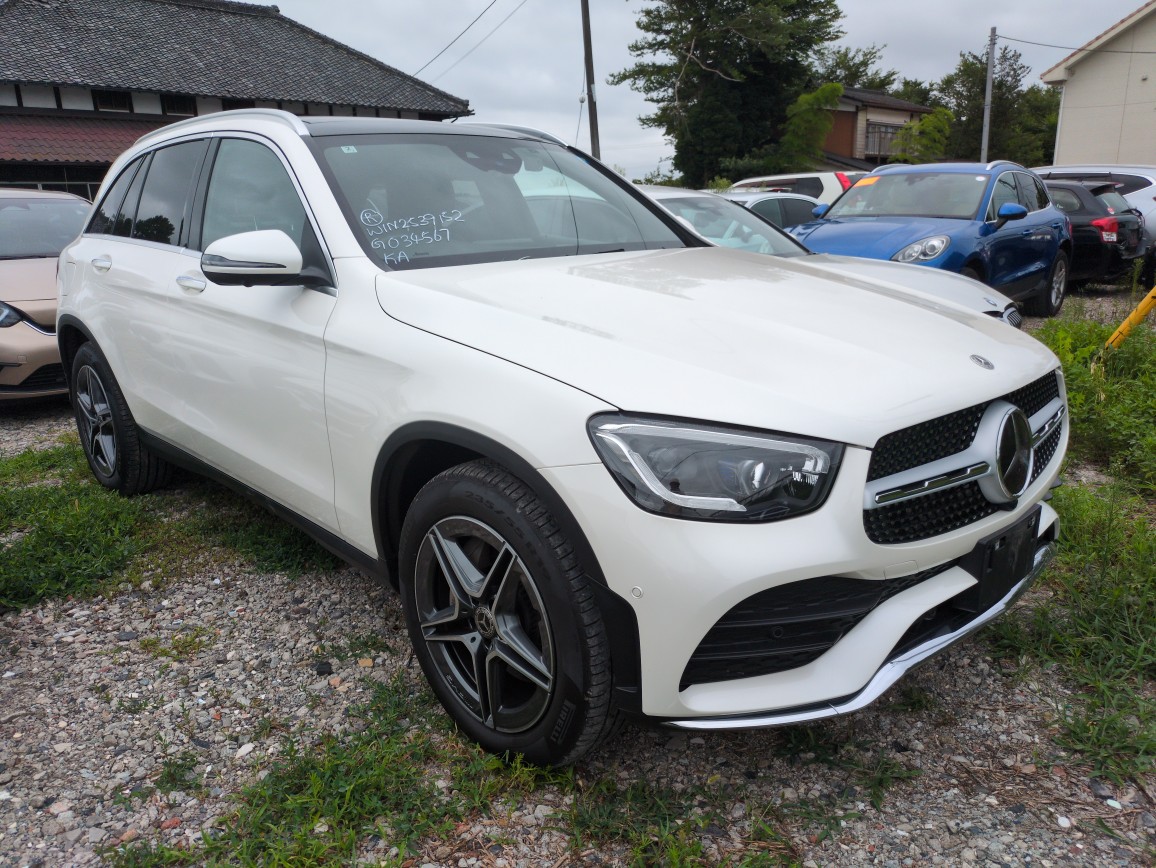 Mercedes Benz GLC-class 2022