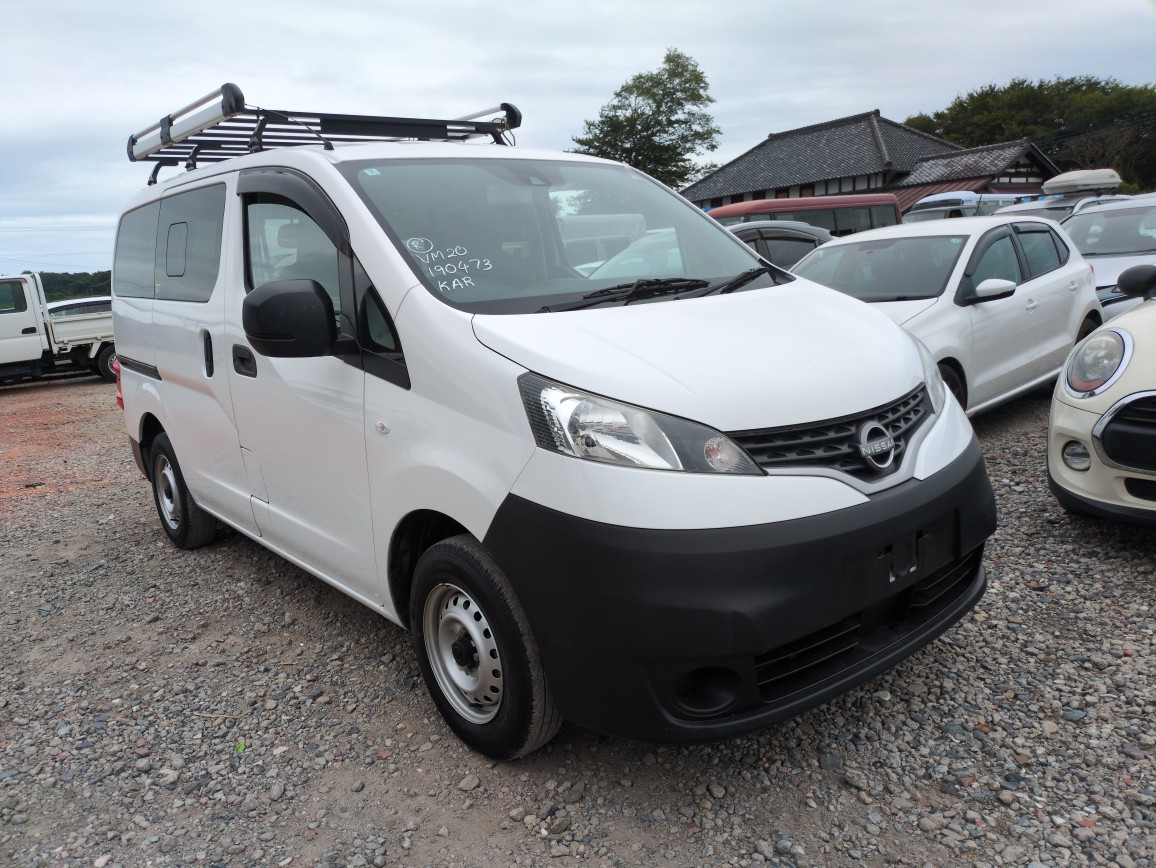Nissan NV200 2022