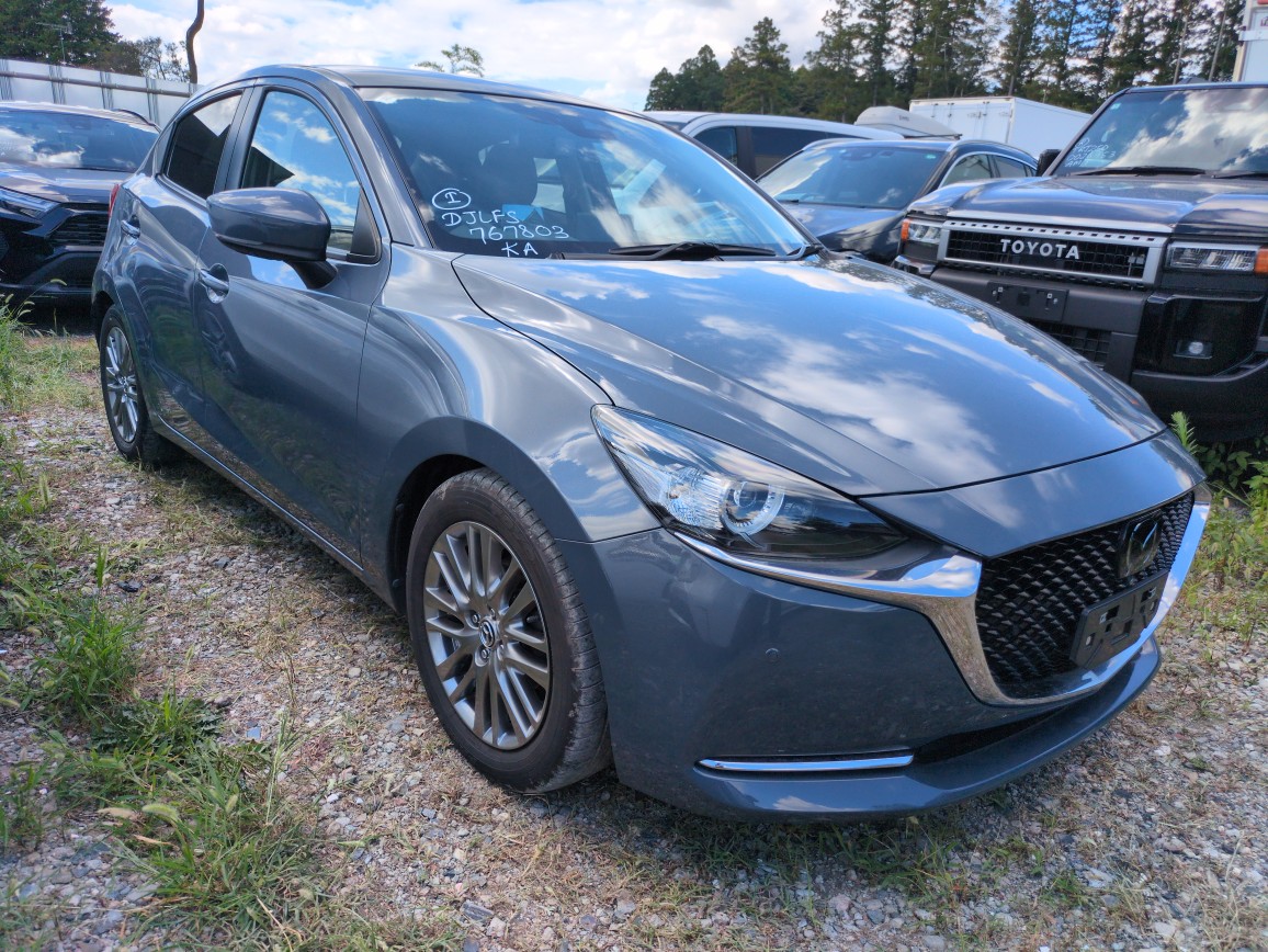 Mazda Mazda2 2022