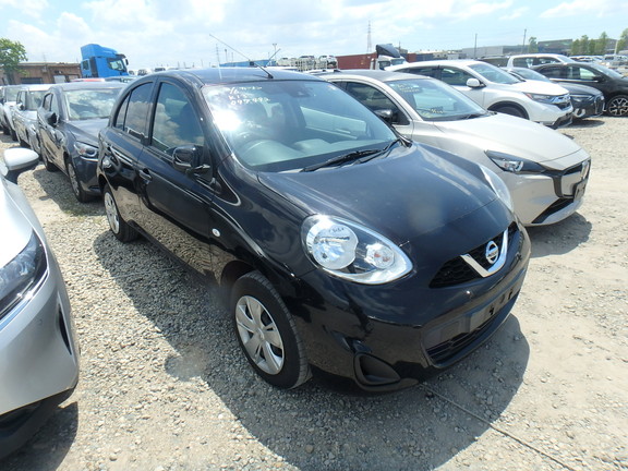 Nissan March 2022