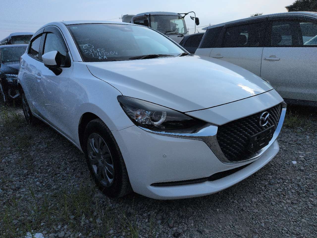 Mazda Mazda2 2023