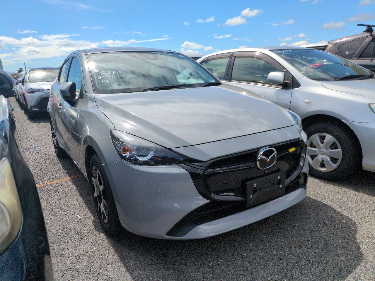 Mazda Mazda2 2023