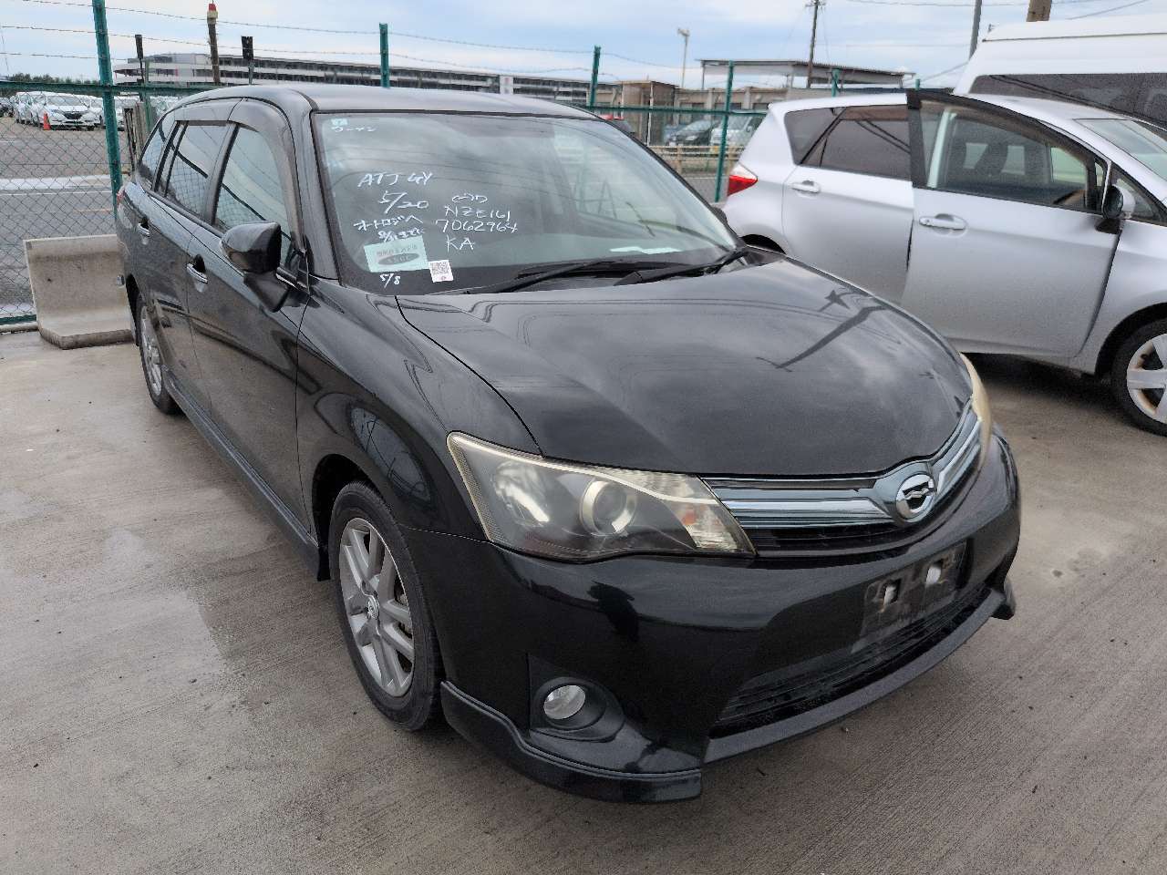 Toyota Corolla Fielder 2013