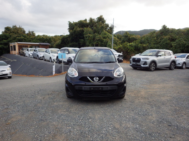Nissan March 2022