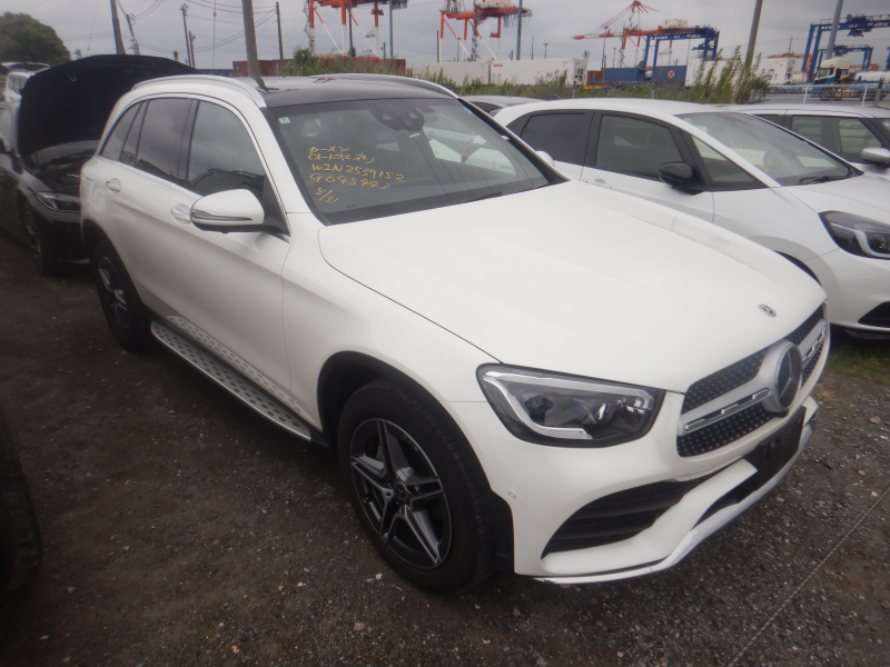 Mercedes Benz GLC-class 2022